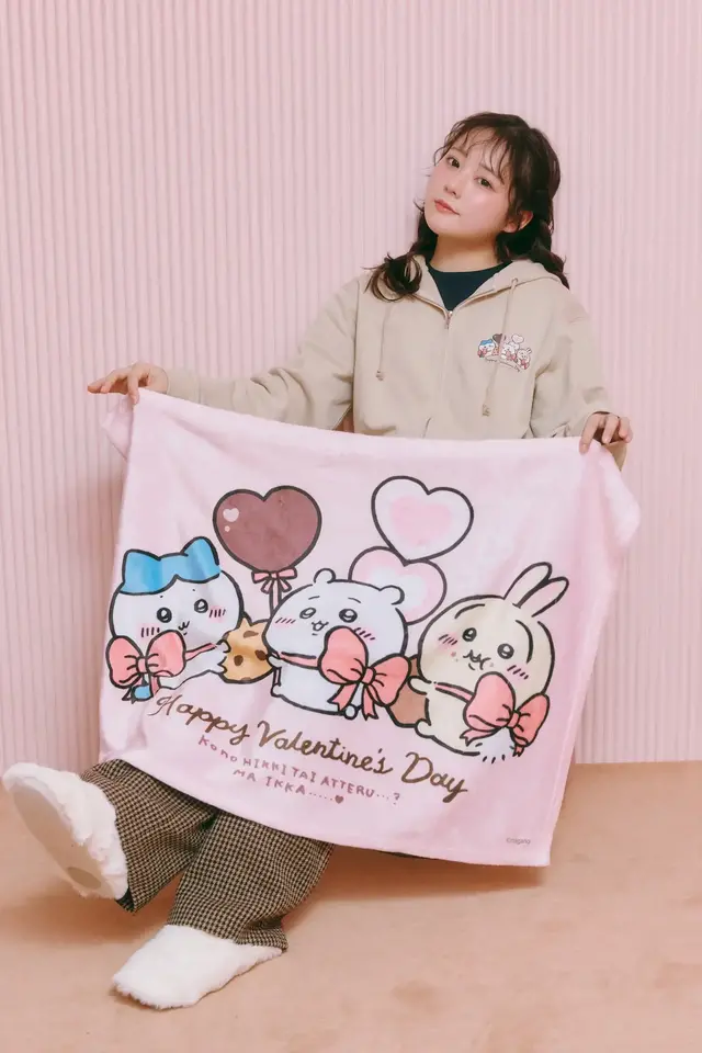 “ラ~ブ…”な「ちいかわ」たち! バレンタインデザイン全2種が、期間限定でTalking Heads ODMに登場