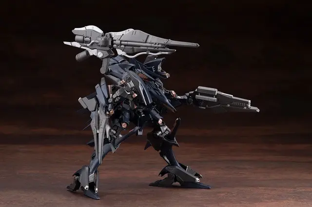 『ARMORED CORE 4』“烏殺し”の異名を持つ「オルレア」プラモデルがクール！鮮烈な登場シーンを再現、差し替えにより二刀流も