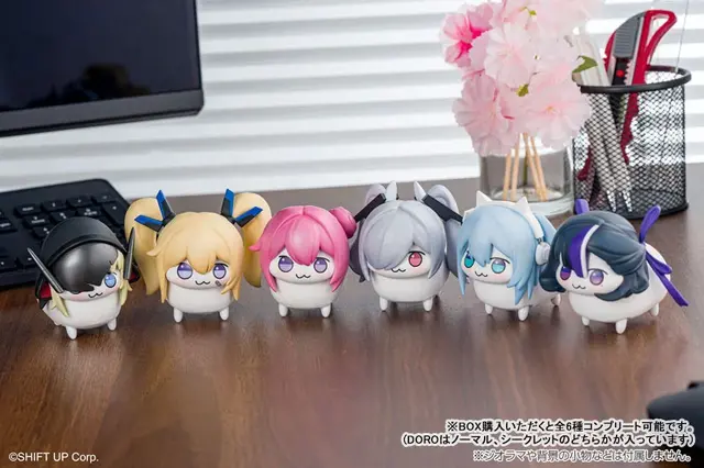 『勝利の女神：NIKKE』謎生物「DORO」が電動ホビーに！ “専用ドッグラン”と共に登場ーシークレットは「金のDORO」