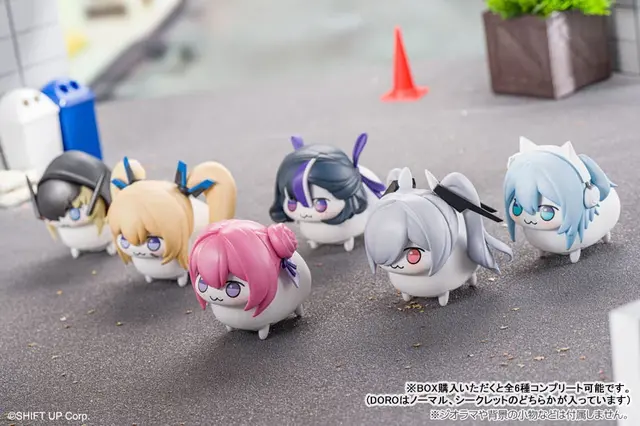 『勝利の女神：NIKKE』謎生物「DORO」が電動ホビーに！ “専用ドッグラン”と共に登場ーシークレットは「金のDORO」