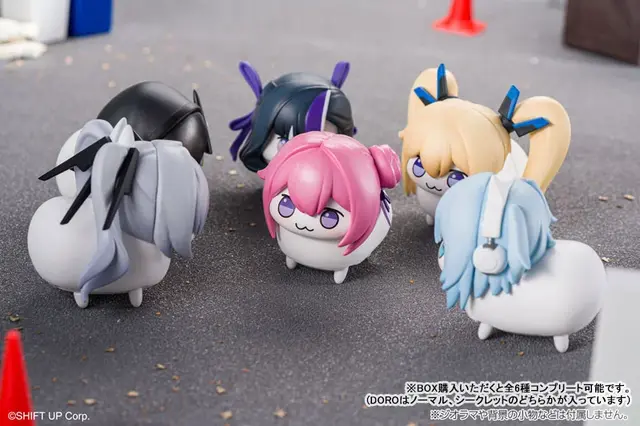 『勝利の女神：NIKKE』謎生物「DORO」が電動ホビーに！ “専用ドッグラン”と共に登場ーシークレットは「金のDORO」