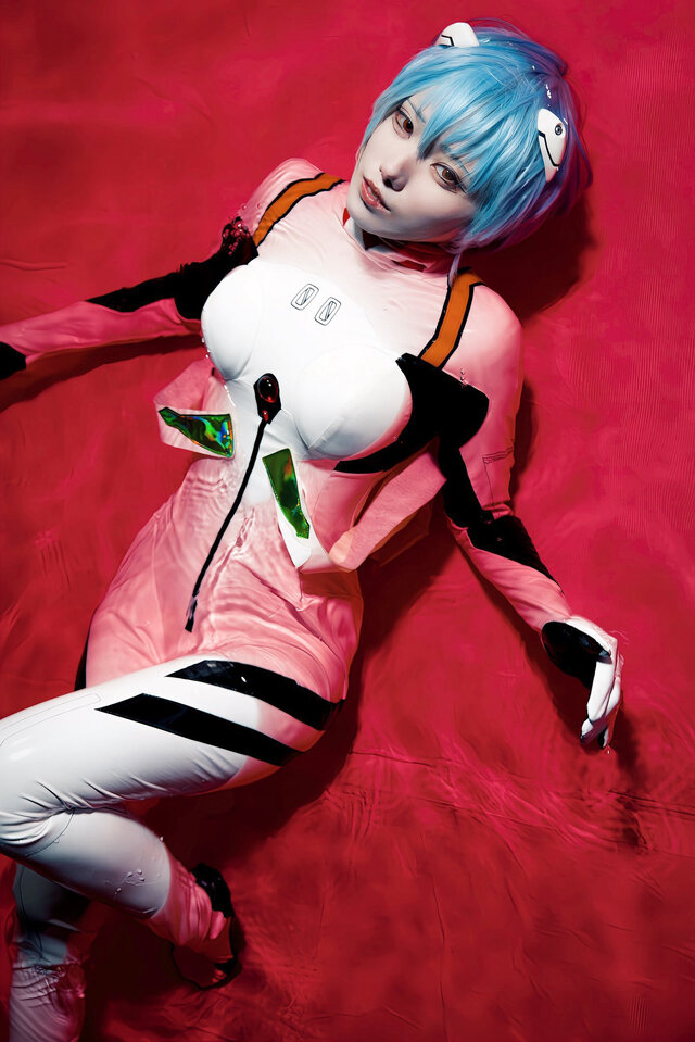 綾波レイ「新世紀エヴァンゲリオン」／秋元るい（X：@akimoto_rui）