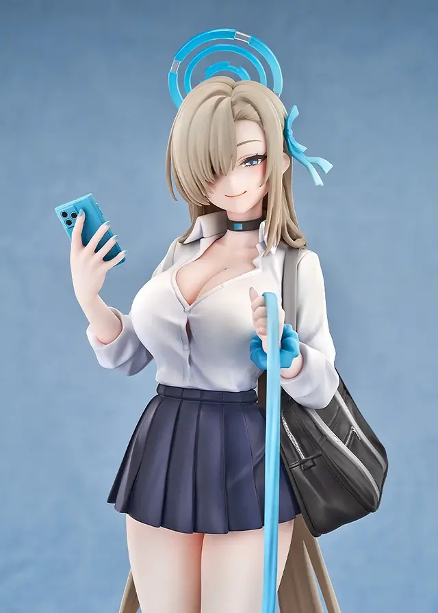 あふれ出る魅力…！『ブルアカ』より「アスナ（制服）メモリアルロビーVer.」フィギュアが予約開始、学生生活スタイルならはの要素を再現