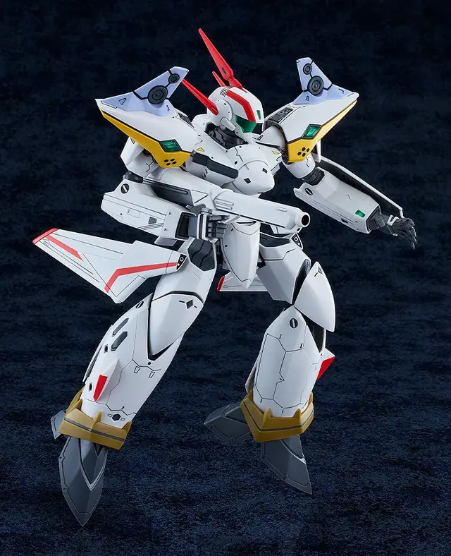 「マクロスダイナマイト7」より「VF-19P」がバトロイド形態でプラモデル化！同スケールの「熱気バサラ」とガンポッドが付属