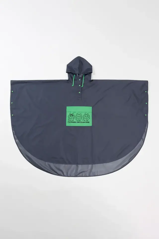 「ちいかわ」雨の日を快適に過ごせる10アイテム！ドライTシャツやレインポンチョ、撥水リュックなどが5月22日発売