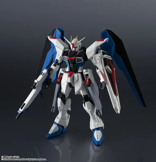 ウイングガンダムゼロ(EW)、シャア専用ザクIIらが躍動感あるポーズで決まる！可動フィギュア「GUNDAM UNIVERSE」から3機がリニューアル
