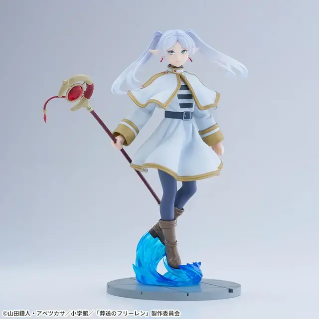 「葬送のフリーレン」より「フリーレン」プライズフィギュアが再登場！杖とエフェクトで再現された戦闘シーンイメージで立体化