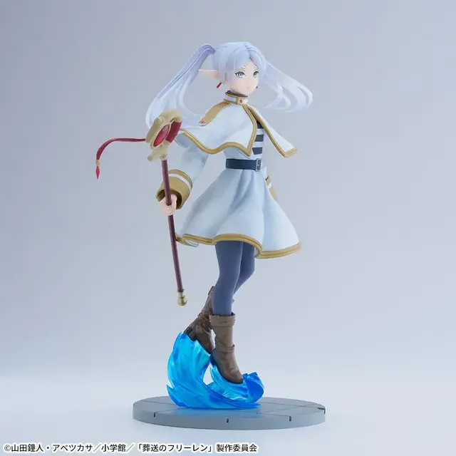 「葬送のフリーレン」より「フリーレン」プライズフィギュアが再登場！杖とエフェクトで再現された戦闘シーンイメージで立体化