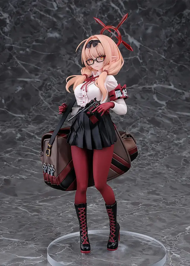 レギンスで魅せるふとももに惹かれる…!『ブルアカ』より、制服姿の「チナツ」1/7スケールフィギュアが予約受付開始