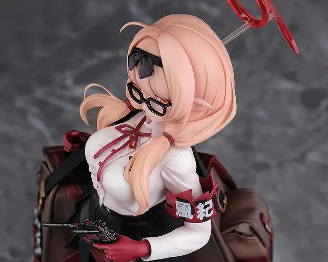レギンスで魅せるふとももに惹かれる…！『ブルアカ』より、制服姿の「チナツ」1/7スケールフィギュアが予約受付開始