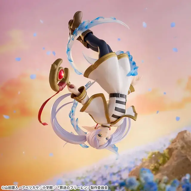 アニメ「葬送のフリーレン」より、フリーレンが“逆さポーズ”でプライズフィギュア化！花と舞うような姿が美しい…