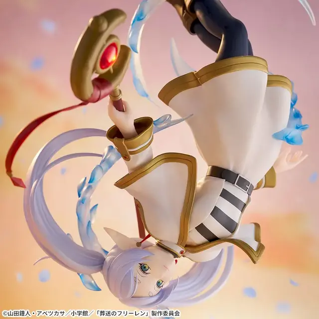 アニメ「葬送のフリーレン」より、フリーレンが“逆さポーズ”でプライズフィギュア化！花と舞うような姿が美しい…