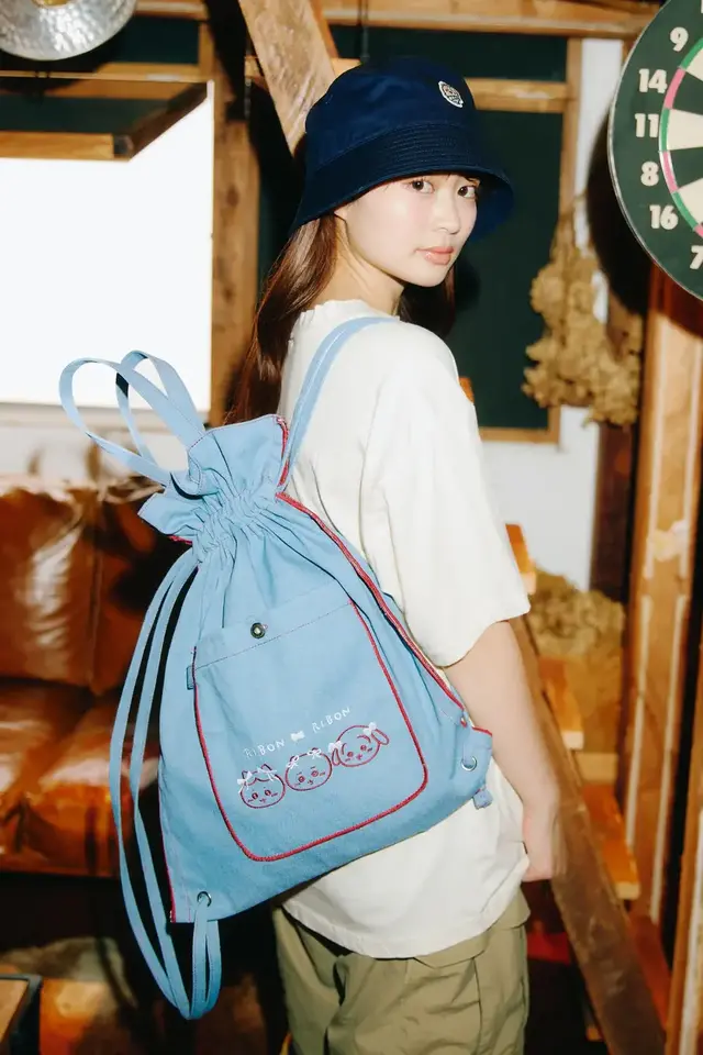 「ちいかわ」ヴィンテージデザインほか、アパレル新商品が6月19日発売！たべものモチーフエコBAGや、後光が輝くうさぎTシャツなど