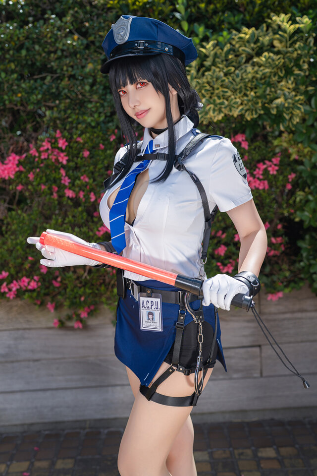 D:キラーワイフ『勝利の女神:NIKKE』／七（X：@_fufu_kowa）