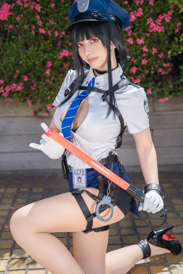 D:キラーワイフ『勝利の女神:NIKKE』／七（X：@_fufu_kowa）