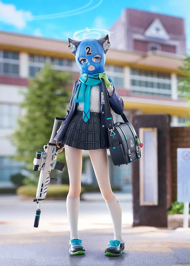 『ブルアカ』覆面水着団2号「ブルー」の姿も楽しめる!「シロコ」1/7スケールフィギュアが予約受付中