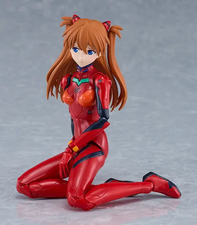 「ヱヴァンゲリヲン新劇場版」より「綾波レイ」「式波アスカ」の新作プラモデル！可愛らしいペタン座りなど、プラグスーツ姿で多彩なポーズが決まる
