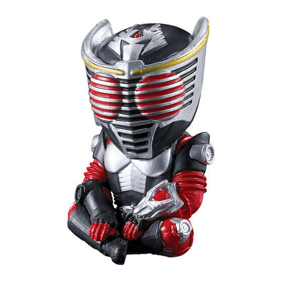 「アギト」は丁寧に正座で待つ！ガシャポン「まちぼうけ 仮面ライダーの場合 その4」にて、龍騎ら4人の哀愁漂う姿を立体化