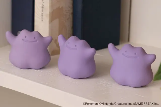 『ポケモン』握って癒される「メタモン」モチーフアイテム！伸びたり、凹んだり、ぎゅっと握れば様々な表情に変化