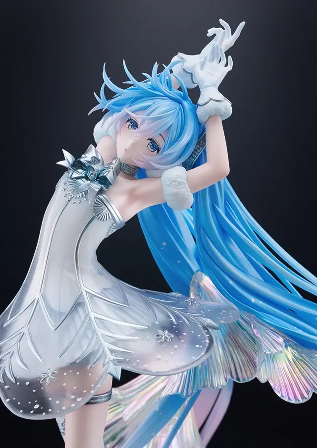 グッスマ最高峰ラインの「初音ミク」フィギュア！オーロラコート加工やパール塗装、クリアパーツを組み合わせて美麗ビジュアルを再現