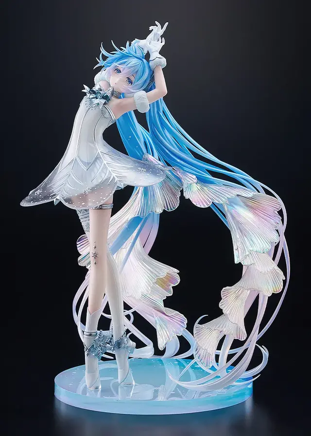 グッスマ最高峰ラインの「初音ミク」フィギュア！オーロラコート加工やパール塗装、クリアパーツを組み合わせて美麗ビジュアルを再現