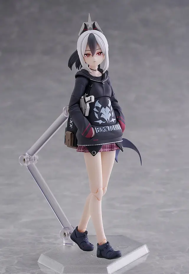 『ブルアカ』鬼方カヨコのfigmaが魅力にあふれてる！「戦闘顔」「照れ顔」や「しゃがみスカート」など様々な差し替えパーツを用意