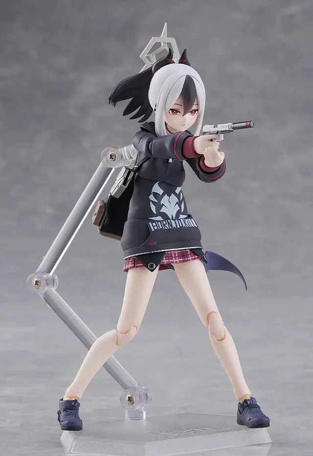 『ブルアカ』鬼方カヨコのfigmaが魅力にあふれてる！「戦闘顔」「照れ顔」や「しゃがみスカート」など様々な差し替えパーツを用意