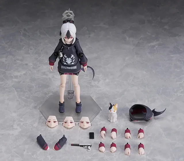 『ブルアカ』鬼方カヨコのfigmaが魅力にあふれてる！「戦闘顔」「照れ顔」や「しゃがみスカート」など様々な差し替えパーツを用意