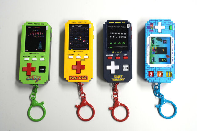 『パックマン』『テトリス』などの名作がポケットサイズに! 見た目も可愛い「ピクセルポケットプロ」はアーケード気分を手軽に味わえる【実機レビュー】