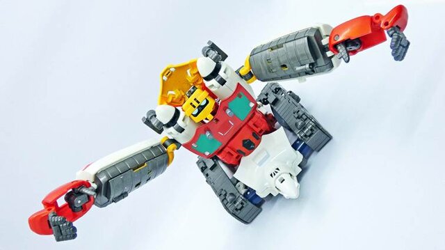 完全変形で3形態を再現!決定版のトイ「ダイナミックチェンジR ゲッターロボ」がオーパーツだと思う3つの理由【チェンジゲッター・ワン!】