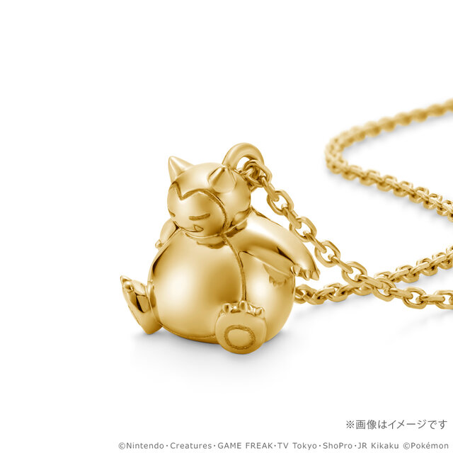 K18カビゴンが99万円！『ポケモン』30周年記念ネックレス全5種が予約受付中、ダイヤモンドを持ったピカチュウやコイキングの“はねる”も