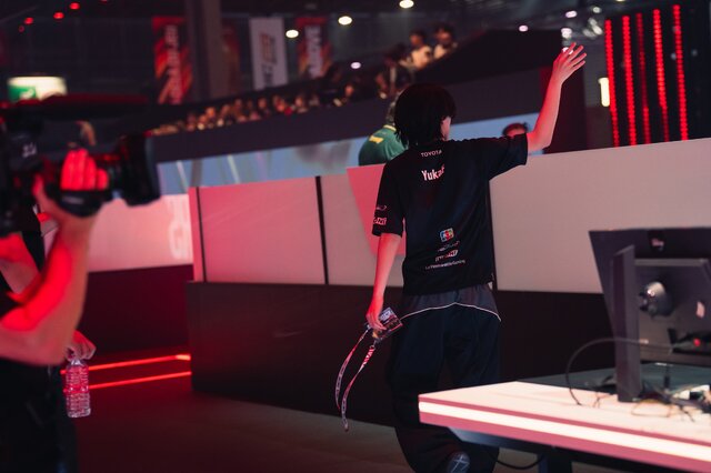 ZETA YukaF「最後、優勝がちらついた」惜敗の悔しさと新体制での確かな手応えを語る【EWC 2026インタビュー】