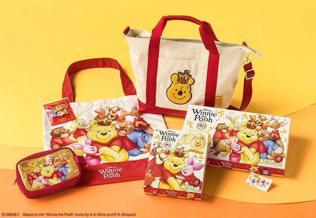 「くまのプーさん」ぷくぷくしたシール付きの可愛い「はちみつケーキ」! ピンズ、トートバッグなどが原作デビュー100周年お祝いで販売