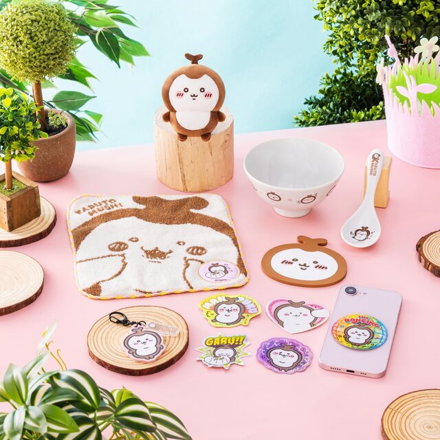 「ちいかわ」映画グッズ第3弾ほか、多数の新商品が8月7日発売！なんか懐いてる「鳥」マスコットや場面写アイテムなど必見のラインナップ