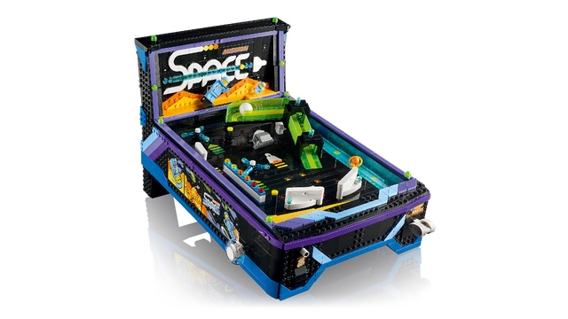 懐かしのアーケードゲーム『ドンキーコング』がレゴに！タルが転がり、ジョイスティックでジャンプマンを操作するアクションギミック搭載