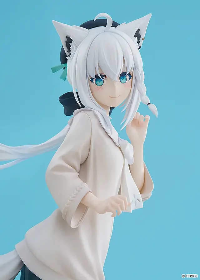 ホロライブ・白上フブキの私服コーデが可愛すぎ！印象的な優しい微笑みで立体化
