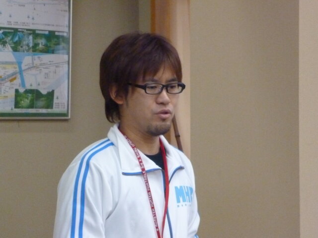 アシスタントプロデューサーの小嶋氏