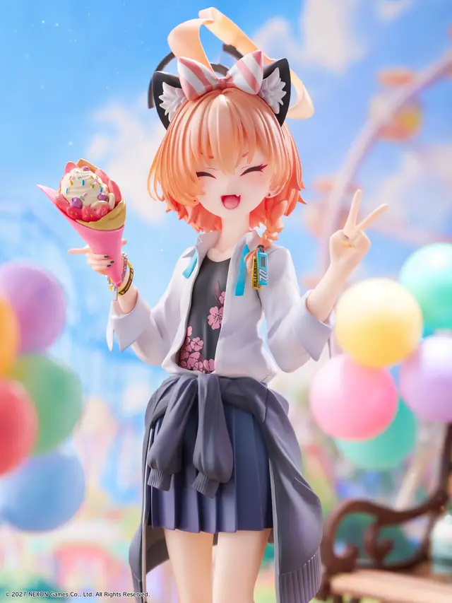 『ブルアカ』満面の笑みを浮かべる「ネル（制服）」が可愛すぎる！クレープ片手にピース、EXPO満喫のメモロビを1/7フィギュアで完全再現