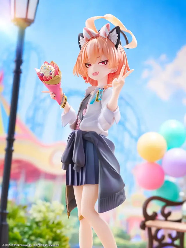 『ブルアカ』満面の笑みを浮かべる「ネル（制服）」が可愛すぎる！クレープ片手にピース、EXPO満喫のメモロビを1/7フィギュアで完全再現