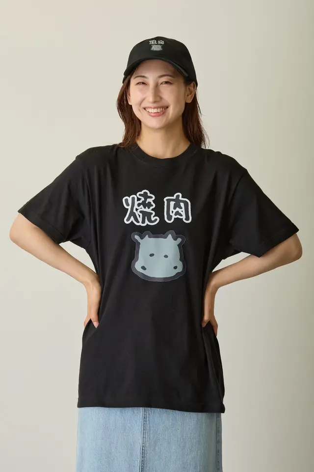行くかっ 祝いの焼肉！「ちいかわ」卓を囲む微笑ましいデザインなど6種が「Talking ODM」に追加、名入れ席取りプレートも