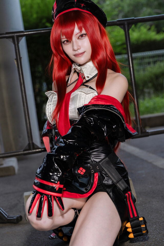 ラピ『勝利の女神:NIKKE』／菜花きぃろ（X：@ki_ro_123）