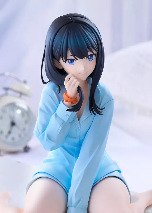 XLサイズの太もも！「グリッドマン ユニバース」より「宝多六花」がパジャマ姿でポッパレSwacchao!に登場