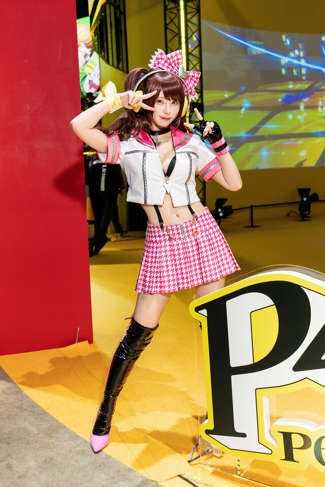 久慈川りせ『ペルソナ４ リバイバル』／えなこ（X：@enako_cos）