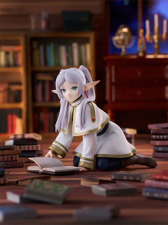 魔導書をじっくりと選ぶ「フリーレン」が愛らしい！アニメ「葬送のフリーレン」第15話を再現、手のひらサイズで魅力をたっぷり凝縮