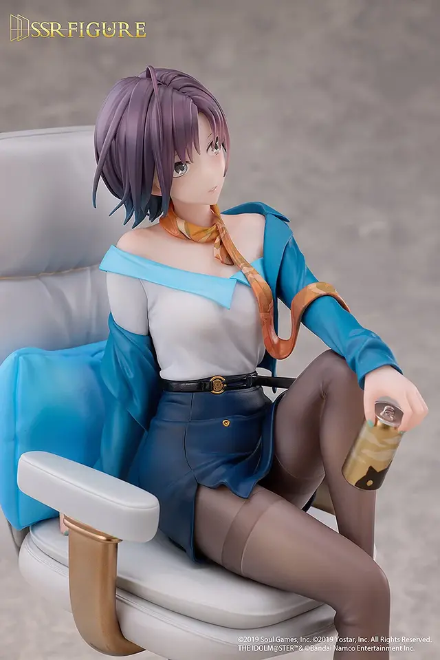 大人びた雰囲気のOLスタイル！『シャニマス』×『雀魂』コラボの「樋口円香」フィギュアが予約開始ー並べて飾りたい「浅倉透」も再受注