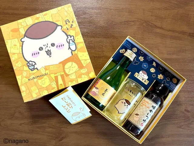 「ちいかわ」くりまんじゅうの「だし割りセット」が11月10日発売！特別デザインの日本酒や専用カップで、“だし割り”を手軽に体験