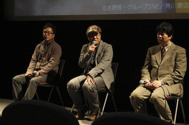 原作者を前にやや緊張気味の追崎監督