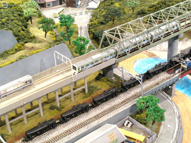 タイトー『鉄道ゼミナール』のラッピング電車（模型）が関西でも走行決定！