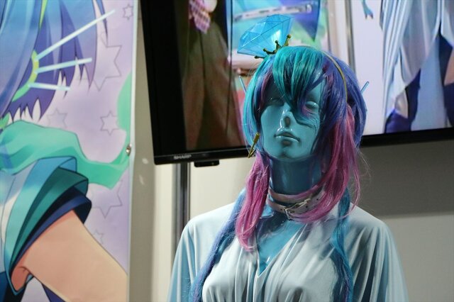 【東京ゲームショウ2013】VOCALOID蒼姫ラピスとハイファッションの融合、その未来と可能性