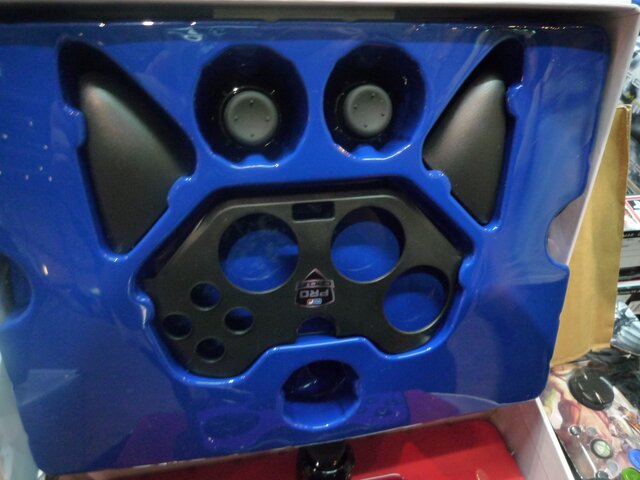 【東京ゲームショウ2013】格闘ゲーマー注目！マッドキャッツのアーケードスティックが特売価格で販売